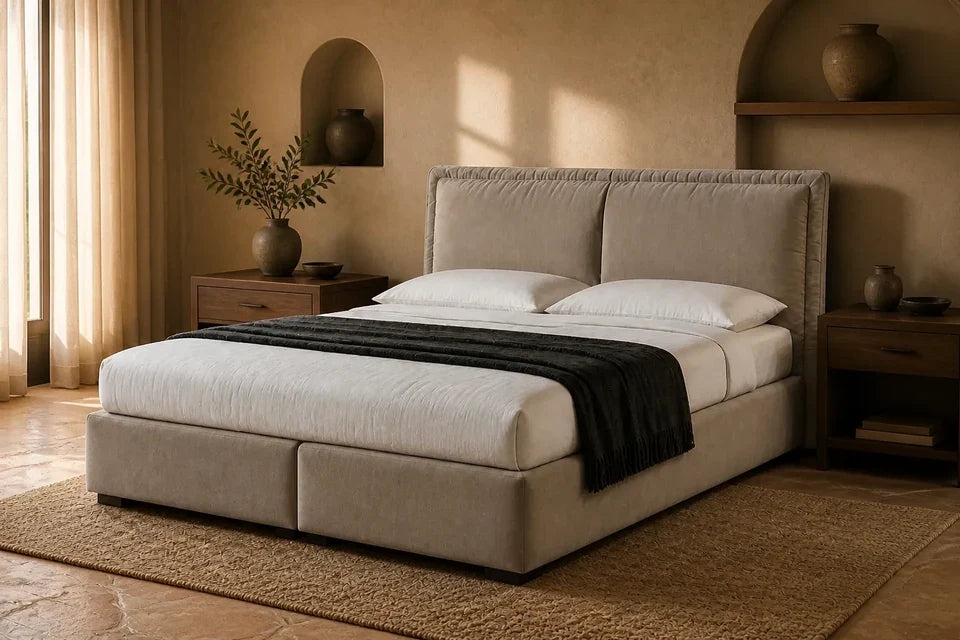 Ron Lion Boxspringbett Madrid in Warm Greige – helle Studioansicht
